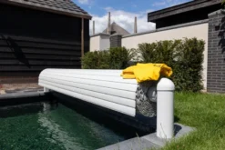 Open Classic Automatisch Oprolsysteem - Tot 4,5 Meter - Wit 16 Open Classic Automatisch Oprolsysteem - Tot 4,5 Meter - Wit -Aanbiedingen Zwembad Schoon Winkel af5a9086 1900